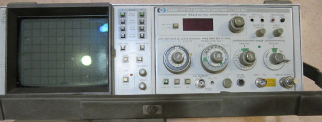 HP 8558B Spectrum Analyzer 100khz to 1.5 GHz